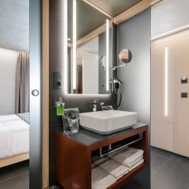 Bathroom in the room of the Hotel Metropolis